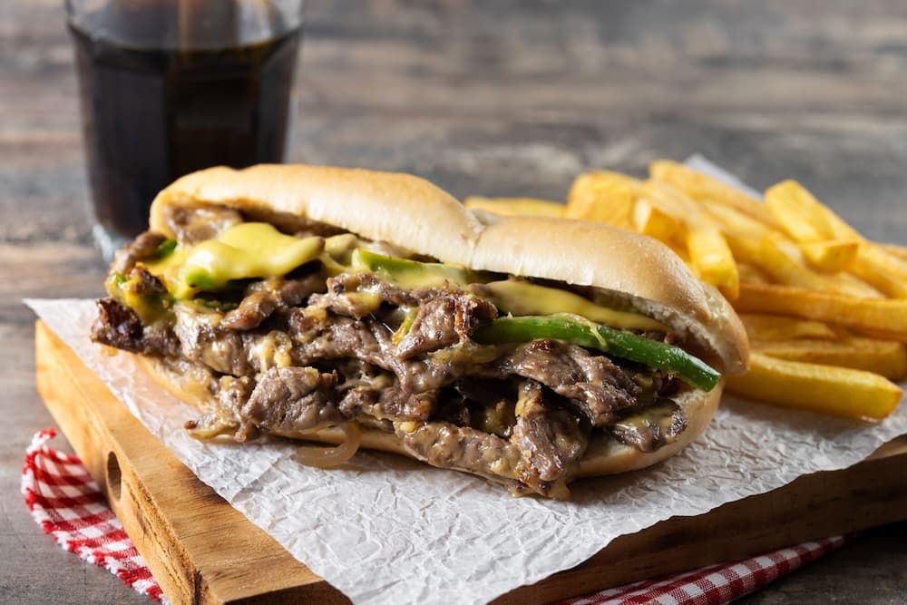 Philly Cheesesteak ist ein legendäres Sandwich