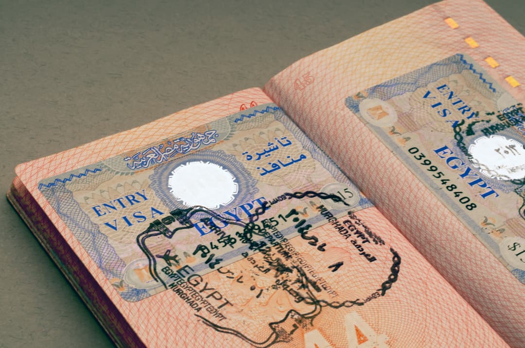 Deutsche Staatsangehörige benötigen für die Einreise nach Ägypten ein gültiges Ausweisdokument und ein Visum.