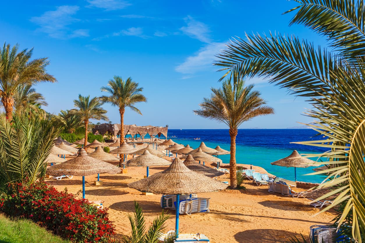 Ägypten gilt als sicheres Land, in Urlaubsorten und Städten kommt es jedoch zu Taschendiebstählen und Betrugsversuchen.jpg