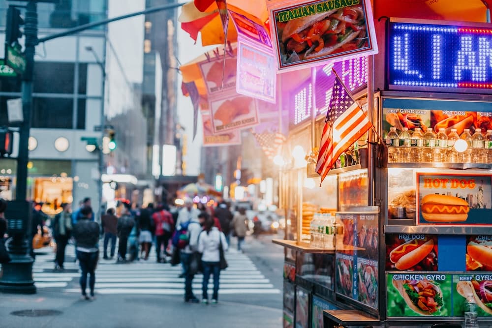 New-York-hat-hunderte-Food-Trucks,-die-authentisches-Streetfood-zu-fairen-Preisen-anbieten.jpg