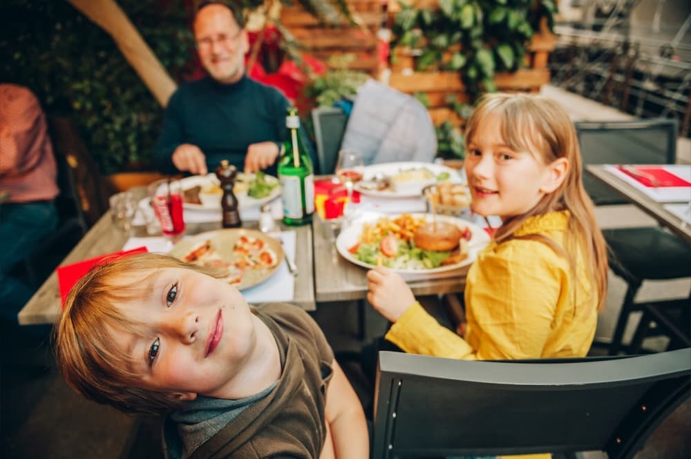 In-Restaurants-in-den-USA-sind-Kinder-uberall-willkommen.jpg